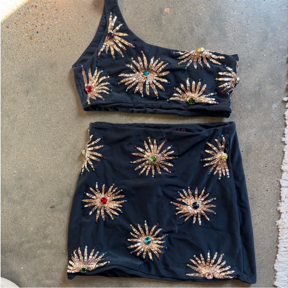 Black Sequin Sunburst Callie Co-ord One Shoulder Bikini Set - Picture 3 of 4